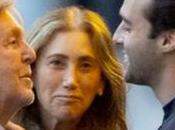 Paul McCartney embrasse petit-fils Arthur lors d’une sortie cinéma.