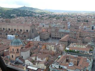Du sommet de la plus haute tour de Bologne (97,2 m)!