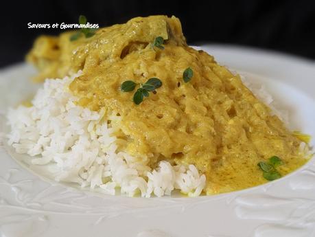 Poulet au curry et lait de coco. Recette facile et pleine de saveurs. Poulet au curry et lait de coco. Recette facile et pleine de saveurs.