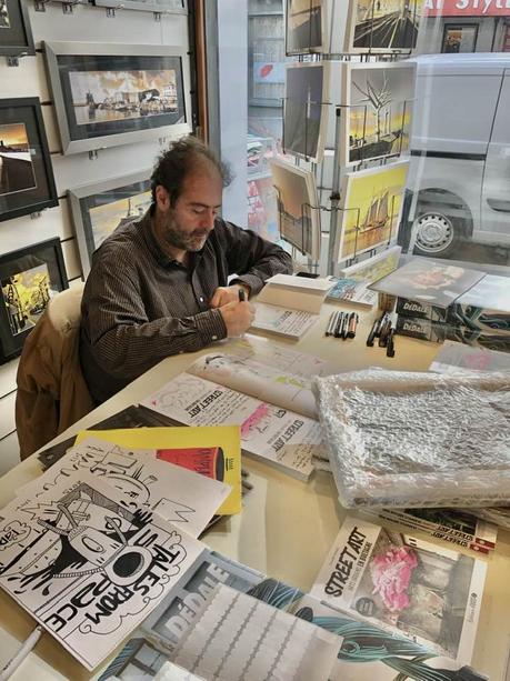 Dédicace à la galerie POD