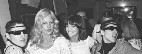 Chantal Goya : cet improbable brunch partagé avec les Beatles Chantal Goya : cet improbable brunch partagé avec les Beatles