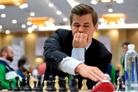 Echecs : Magnus Carlsen accuse ouvertement Hans Niemann de triche
