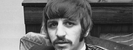Ringo Starr a menti sur son travail pour rencontrer des filles et a été licencié pour avoir dénoncé son patron en état d'ébriété.