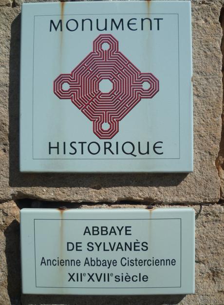 L'ABBAYE DE SYLVANES, dans le SUD AVEYRON histoire,aveyron,abbaye,abbaye cistercienne,culture