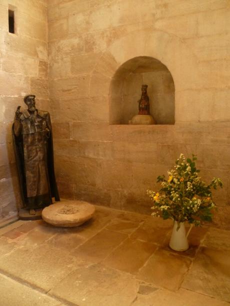 L'ABBAYE DE SYLVANES, dans le SUD AVEYRON histoire,aveyron,abbaye,abbaye cistercienne,culture