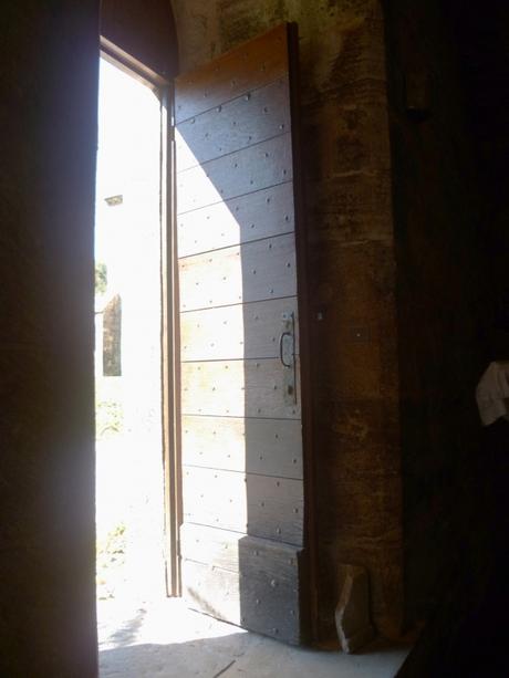 L'ABBAYE DE SYLVANES, dans le SUD AVEYRON histoire,aveyron,abbaye,abbaye cistercienne,culture