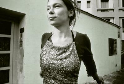 Tomber en Amour avec une Disparue Tomber en Amour avec une Disparue