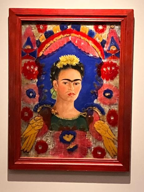 Palais Galliera «  »Frida Kahlo «  » – Au-delà des apparences – jusqu’au 5 Mars 2023.
