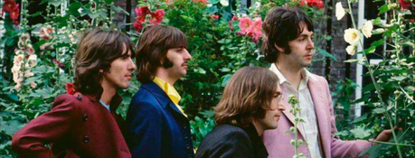 Les Beatles lors des sessions photos du mad Day Out en 1968