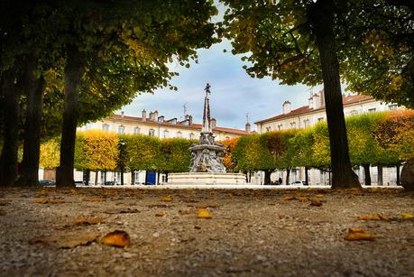 Automne à Nancy - Place d'Alliance en automne © French Moments