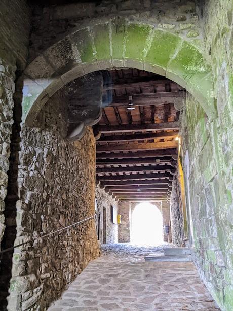 San Pellegrino in Alpe — La légende des Saints Pellegrino et Bianco — Reportage photographique San Pellegrino in Alpe — La légende des Saints Pellegrino et Bianco — Reportage photographique