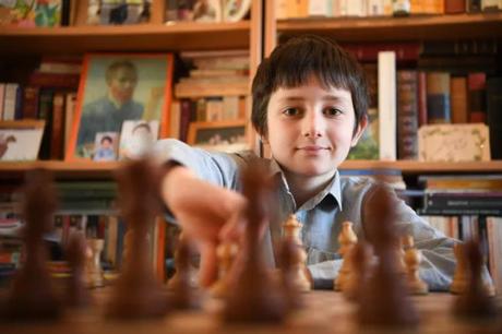 David Lacan, 10 ans, devient champion du monde d'échecs