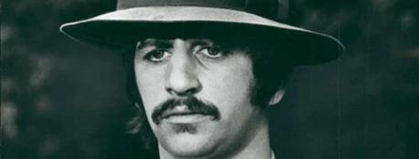Trois chansons classiques des Beatles inspirées par Ringo Starr Trois chansons classiques des Beatles inspirées par Ringo Starr