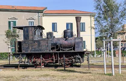 La locomotive Dante Alighieri / The locomotive Dante Alighieri La locomotive Dante Alighieri / The locomotive Dante Alighieri