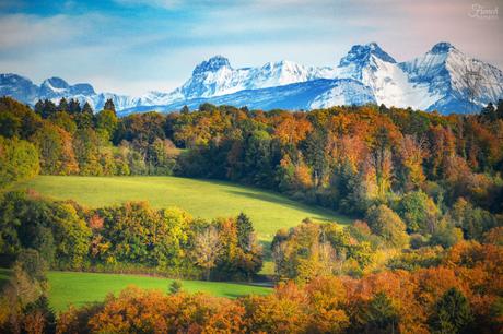 Les Alpes enneigées à l'automne © French Moments