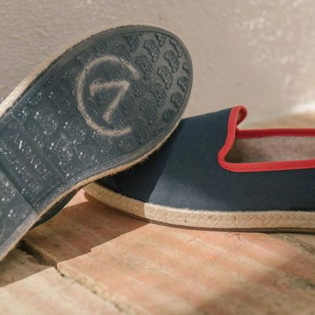 Angarde prend soin de nos pieds avec ses espadrilles et chaussons éco-responsables Angarde prend soin de nos pieds avec ses espadrilles et chaussons éco-responsables