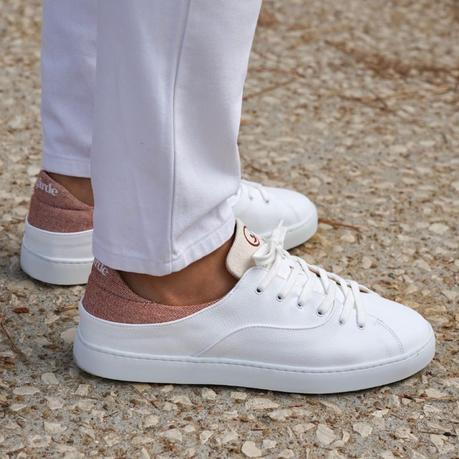 Angarde prend soin de nos pieds avec ses espadrilles et chaussons éco-responsables Angarde prend soin de nos pieds avec ses espadrilles et chaussons éco-responsables