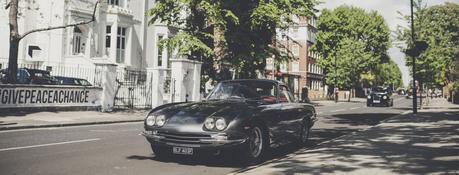 Lamborghini célèbre le 50e anniversaire du premier single des Beatles avec un tour de Londres en 400 GT 2+2 Lamborghini célèbre le 50e anniversaire du premier single des Beatles avec un tour de Londres en 400 GT 2+2