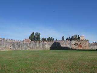 Journée de pluie à Pise Journée de pluie à Pise