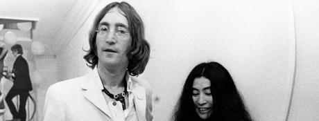 Comment John Lennon a créé la figure divine que nous connaissons et aimons sous le nom de “John Lennon”. Comment John Lennon a créé la figure divine que nous connaissons et aimons sous le nom de