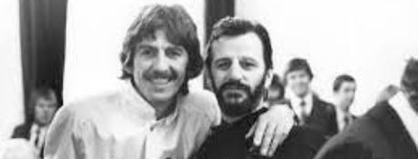 George Harrison a fait l'éloge de Ringo Starr avant même qu'il ne connaisse son nom, et les mots de George étaient 100% justes.
