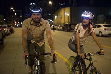 Quels équipements vélo pour démarrer la rentrée sur les chapeaux de roues ?