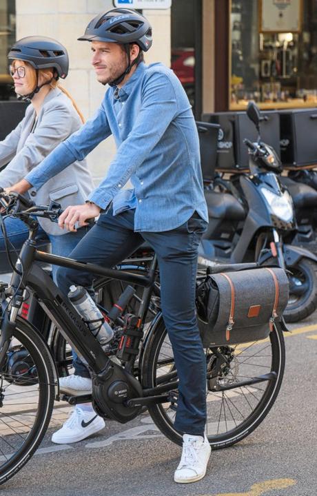 Quels équipements vélo pour démarrer la rentrée sur les chapeaux de roues ?