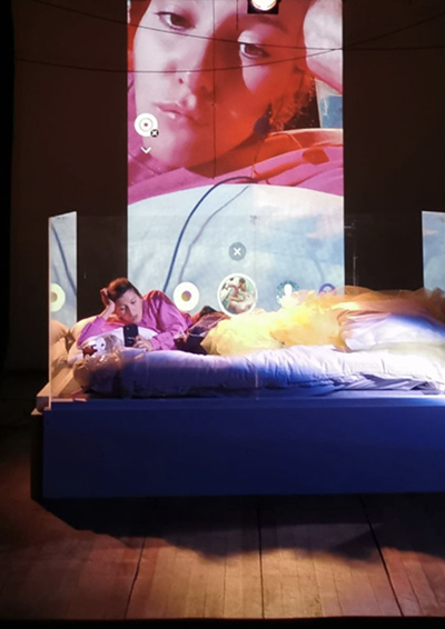 LES CONSTELLATIONS DE LA JEUNE FILLE EN MODE AVION LES CONSTELLATIONS DE LA JEUNE FILLE EN MODE AVION