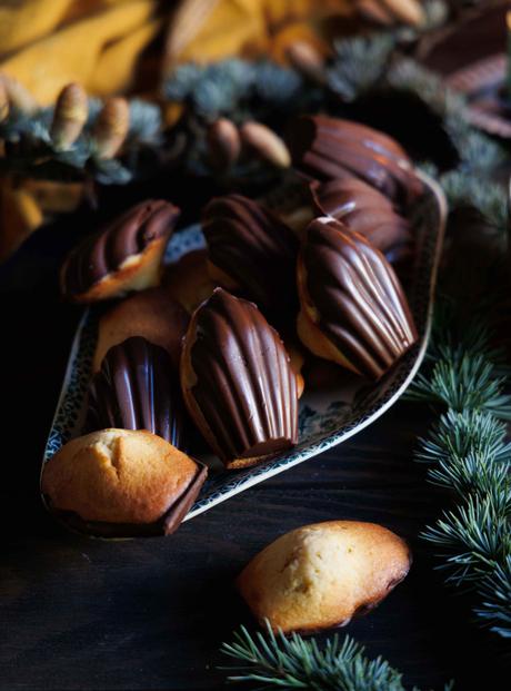 madeleines en coque de chocolat madeleines bossues