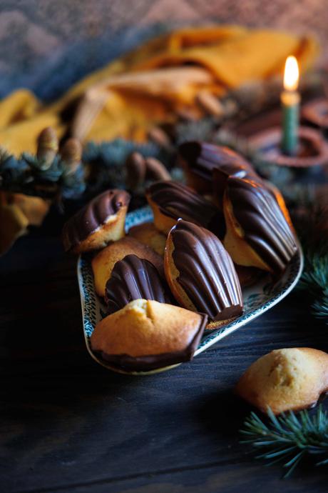 Madeleines en coque de chocolat