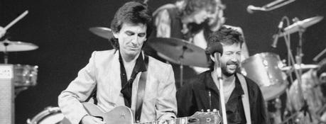 George Harrison a déclaré que si Eric Clapton lui donnait un coup de pouce sur un solo de slide, cela signifiait “plus de la moitié de la population”.