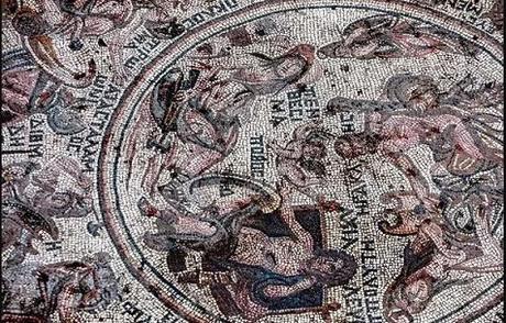 Une mosaïque rarissime vieille de 1 600 ans dépeint la guerre de Troie