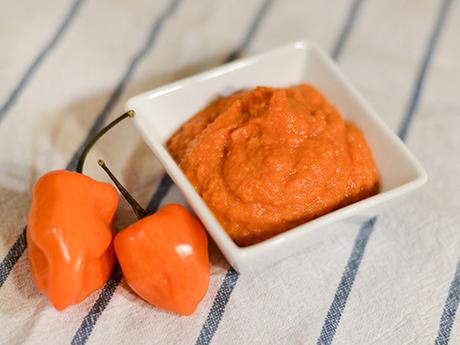 Recette : Sauce piquante Habeñero aux carottes rôties et aux tomates