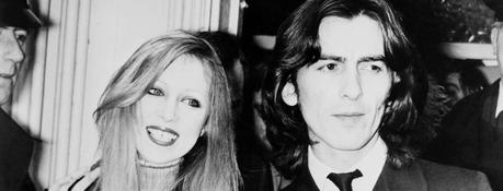 Pattie Boyd, l'ex-femme de George Harrison et Eric Clapton, a déclaré qu'elle s'était liée avec Jerry Hall, l'ex-femme de Mick Jagger.