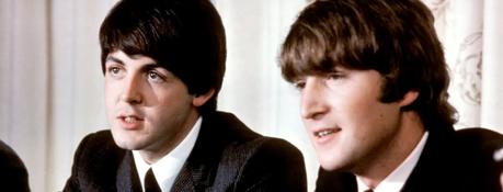 Paul McCartney a déclaré que John Lennon était parti en vacances avec le manager des Beatles pour affirmer sa domination sur le groupe.