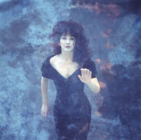 Blonde & Idiote Bassesse Inoubliable********************The Sensual World de Kate Bush
