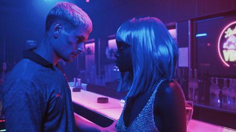 Bande annonce pour Du Crépitement sous les néons de FGKO