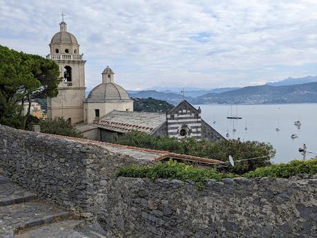 Porto Venere, le port de Vénus. Un texte de Dominique Durandy — 38 photographies Porto Venere, le port de Vénus. Un texte de Dominique Durandy — 38 photographies