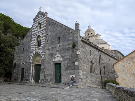 Porto Venere, le port de Vénus. Un texte de Dominique Durandy — 38 photographies Porto Venere, le port de Vénus. Un texte de Dominique Durandy — 38 photographies