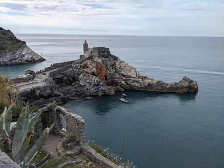 Porto Venere, le port de Vénus. Un texte de Dominique Durandy — 38 photographies Porto Venere, le port de Vénus. Un texte de Dominique Durandy — 38 photographies
