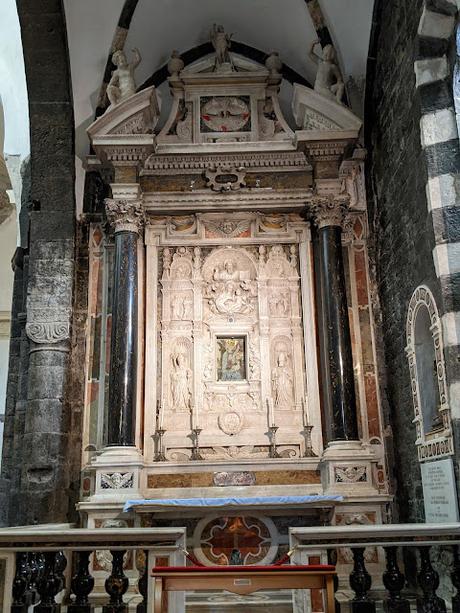 Porto Venere, le port de Vénus. Un texte de Dominique Durandy — 38 photographies Porto Venere, le port de Vénus. Un texte de Dominique Durandy — 38 photographies