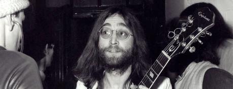 Comment John Lennon s’est moqué des Beatles sur “Working Class Hero”.