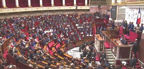 3 motions de censure pour le prix de 2 articles 49 alinéa 3 !