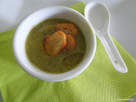 Soupe aux fanes de carottes - Anti-gaspi d'une repentie Soupe aux fanes de carottes - Anti-gaspi d'une repentie