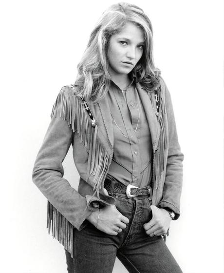 Avoir du chien loin des canons de beauté : Ellen Barkin