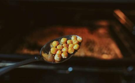 Pois chiches grillés au four : pour votre entrée nutritive et croustillante