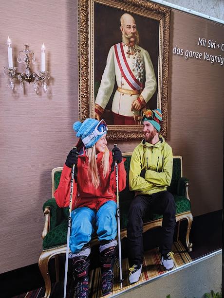 À Munich, l'empereur François-Joseph fait de la publicité pour le ski à Innsbruck