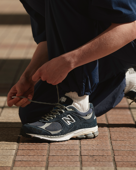 N.hoolywood et Invincible présentent leur seconde New Balance 2002R