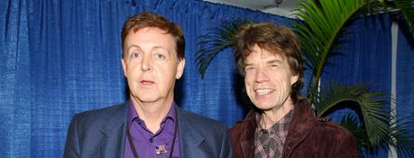Paul McCartney remet les pendules à l’heure concernant la “rumeur” de rivalité entre les Beatles et les Rolling Stones. Paul McCartney remet les pendules à l’heure concernant la “rumeur” de rivalité entre les Beatles et les Rolling Stones.