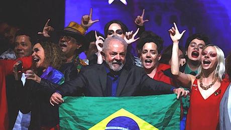 Brésil 2022 : Lula de retour sur le bout des lèvres